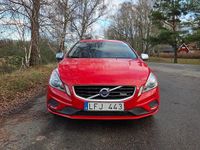 Begagnad Volvo V60 R-Design 150 HK (110 kW) 2011 Kombi
