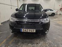 Begagnad Mitsubishi Outlander 203 HK (149 kW) 2014 Svart SUV