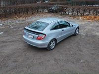 Begagnad Mercedes C180 143 HK (105 kW) 2005 Silver Sportkupé