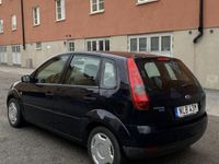 begagnad Ford Fiesta 5-dörrar (nybesiktigad)