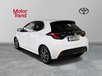 begagnad Toyota Yaris Hybrid 1,5 ActivePlus Vinterhjul