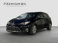Begagnad Toyota Auris Hybrid Executive 136 HK (100 kW) 2013 Svart Halvkombi
