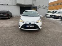 Begagnad Toyota Yaris Hybrid Active 101 HK (74 kW) 2018 Vit Halvkombi