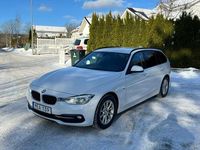 Begagnad BMW 320 Sport Line 190 HK (139 kW) 2015 Vit Kombi