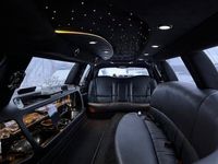 begagnad Lincoln Town Car Limo Stretch Limousine 8,6M Lång B Körkort