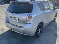 begagnad Toyota Verso 2.0 D-4D 7-sits