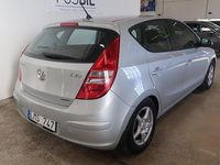 Begagnad Hyundai i30 116 HK (85 kW) 2009 Silver Halvkombi