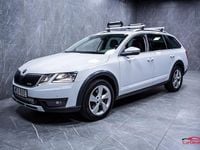 Begagnad Skoda Octavia Scout 184 HK (135 kW) 2020 Vit Kombi