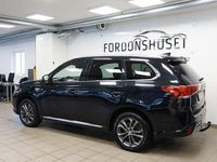 Begagnad Mitsubishi Outlander P-HEV 135 HK (99 kW) 2019 Svart SUV
