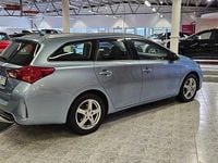Begagnad Toyota Auris Touring Sports Active 133 HK (97 kW) 2013 Blå Kombi