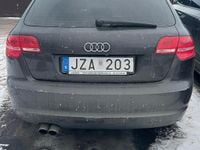 Begagnad Audi A3 125 HK (91 kW) 2009 Svar/super mörk grå Halvkombi