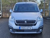 Begagnad VW Caddy S 102 HK (75 kW) 2017 Silver Minibuss