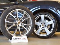 Begagnad Porsche Cayenne 462 HK (339 kW) 2020 Moonlight blue metallic SUV