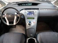 begagnad Toyota Prius Plug-in Hybrid 1.8 VVT-i 3JM Plug-in CVT 2014, Halvkombi