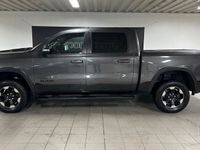 begagnad Dodge Ram REBEL 5,7L Hemi Panorama, Luftfjädring Moms