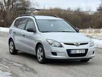 Begagnad Hyundai i30 109 HK (80 kW) 2009 Silver Kombi