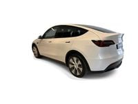 Begagnad Tesla Model Y Long Range AWD 378 kW (514 HK) 2021 Vit SUV