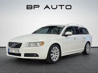 Begagnad Volvo V70 Summum 116 HK (85 kW) 2011 Vit Kombi
