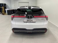 Begagnad MG MG4 EV Luxury 151 kW (206 HK) 2022 Vit Halvkombi