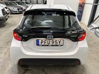 Begagnad Toyota Yaris Hybrid Active 116 HK (85 kW) 2020 Vit