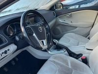 Begagnad Volvo V40 115 HK (84 kW) 2013 Halvkombi