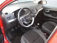 begagnad Kia Picanto 1.0 MPI GLS /5300 mil/5dr/1ägare/AC/v-hjul/