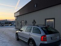 Begagnad Skoda Octavia Scout 150 HK (110 kW) 2008 Kombi