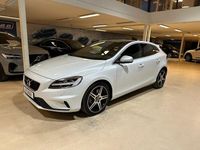 Begagnad Volvo V40 R-Design 150 HK (110 kW) 2019 Vit Halvkombi