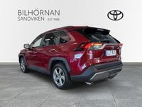 Begagnad Toyota RAV4 Hybrid Executive 224 HK (164 kW) 2019 Röd SUV