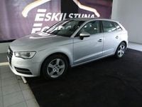 Begagnad Audi A3 Attraction 150 HK (110 kW) 2014 Silver