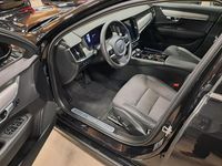 Begagnad Volvo V90 Core 253 HK (186 kW) 2024 Onyxsvart metallic Kombi