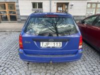 begagnad Ford Focus Kombi 1.6 Euro 4 / Dragkrok