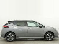 begagnad Nissan Leaf 40 kWh N-Connecta 360° Adap Farth Navi V-hjul 2022, Halvkombi