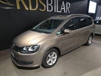 Begagnad VW Sharan 150 HK (110 kW) 2015 Ljusbrun Minibuss