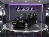 Begagnad VW Touran 140 HK (102 kW) 2012 Svart Minibuss