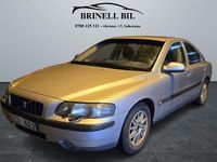 Begagnad Volvo S60 141 HK (103 kW) 2000 Grå Sedan