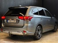 Begagnad Mitsubishi Outlander P-HEV 135 HK (99 kW) 2019 Grå SUV