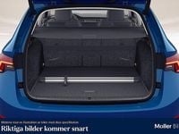 Begagnad Skoda Octavia Ambition 110 HK (80 kW) 2024 Race blue metallic Kombi