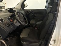 begagnad Renault Kangoo Express Skåp 1.5 dCi - Låga mil värmare 2018, Transportbil