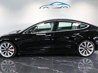 Begagnad Tesla Model 3 Performance 461 kW (627 HK) 2019 Svart Sedan
