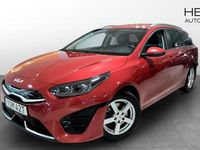 Begagnad Kia Ceed Advance 105 HK (77 kW) 2023 Röd Halvkombi