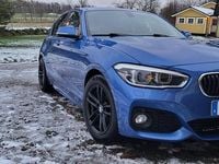 Begagnad BMW 116 116 HK (85 kW) 2016 Blå metallic Halvkombi