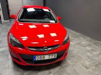 Begagnad Opel Astra Enjoy 116 HK (85 kW) 2013 Röd Halvkombi