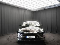 Begagnad Tesla Model Y Long Range AWD 378 kW (514 HK) 2023 Svart SUV