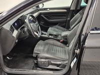 Begagnad VW Passat R-line 200 HK (147 kW) 2022 Svart (svart metallic) Kombi