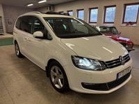 Begagnad VW Sharan 140 HK (102 kW) 2015 Vit Minibuss