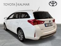 begagnad Toyota Auris Touring Sports Hybrid 2015, Halvkombi