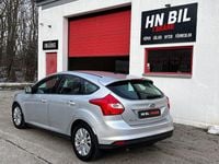 Begagnad Ford Focus Trend 95 HK (69 kW) 2012 Grå Halvkombi