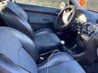 begagnad Peugeot 206 3-dörrar 2.0 GTi Euro 3
