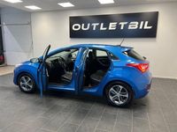 Begagnad Hyundai i30 Premium 136 HK (100 kW) 2015 Blå Halvkombi